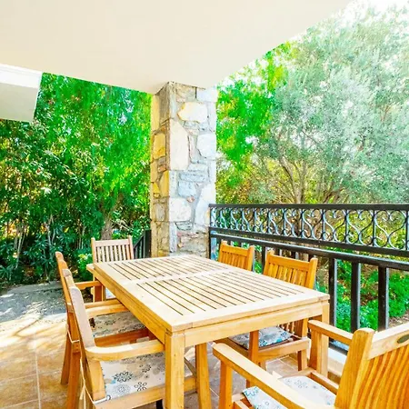 Salmakis Villa *
